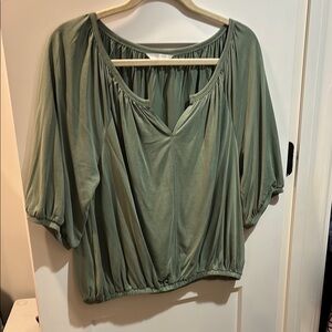 Elegant Green Women's Top